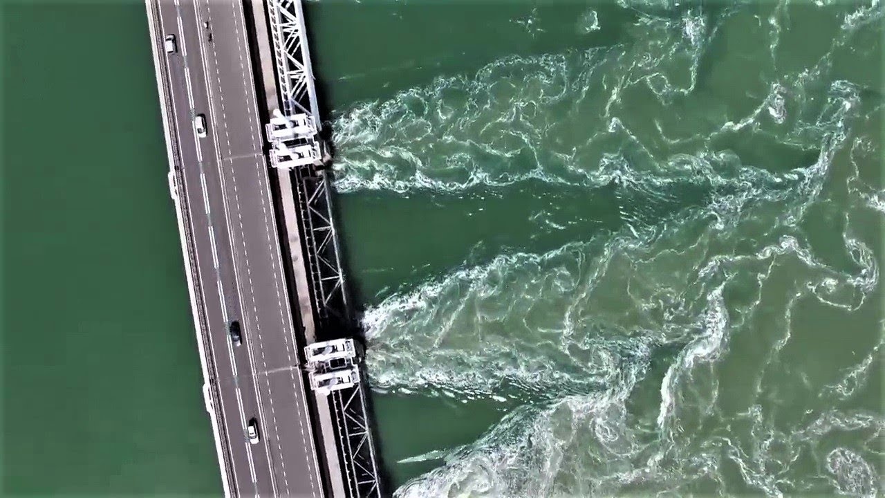 Deutshland - Das Wunder im Kohlenpott - die Emscher - deusch