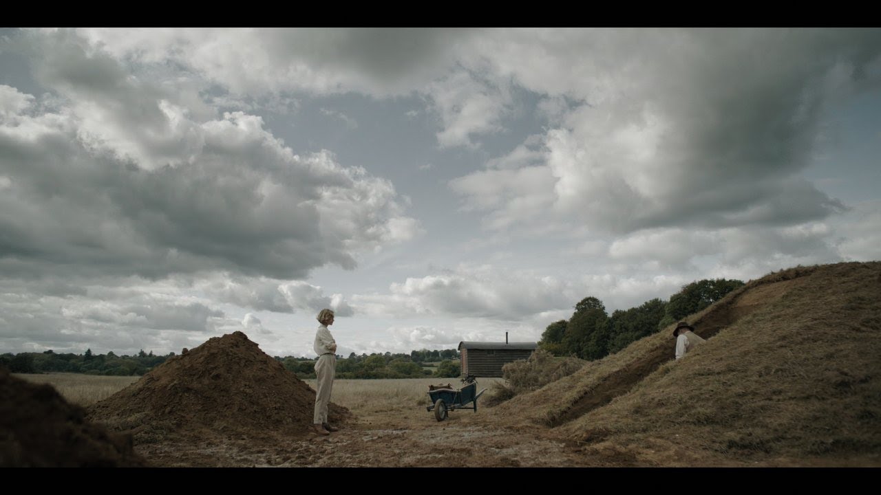 The Dig (2021) - Ralph Fiennes gets buried