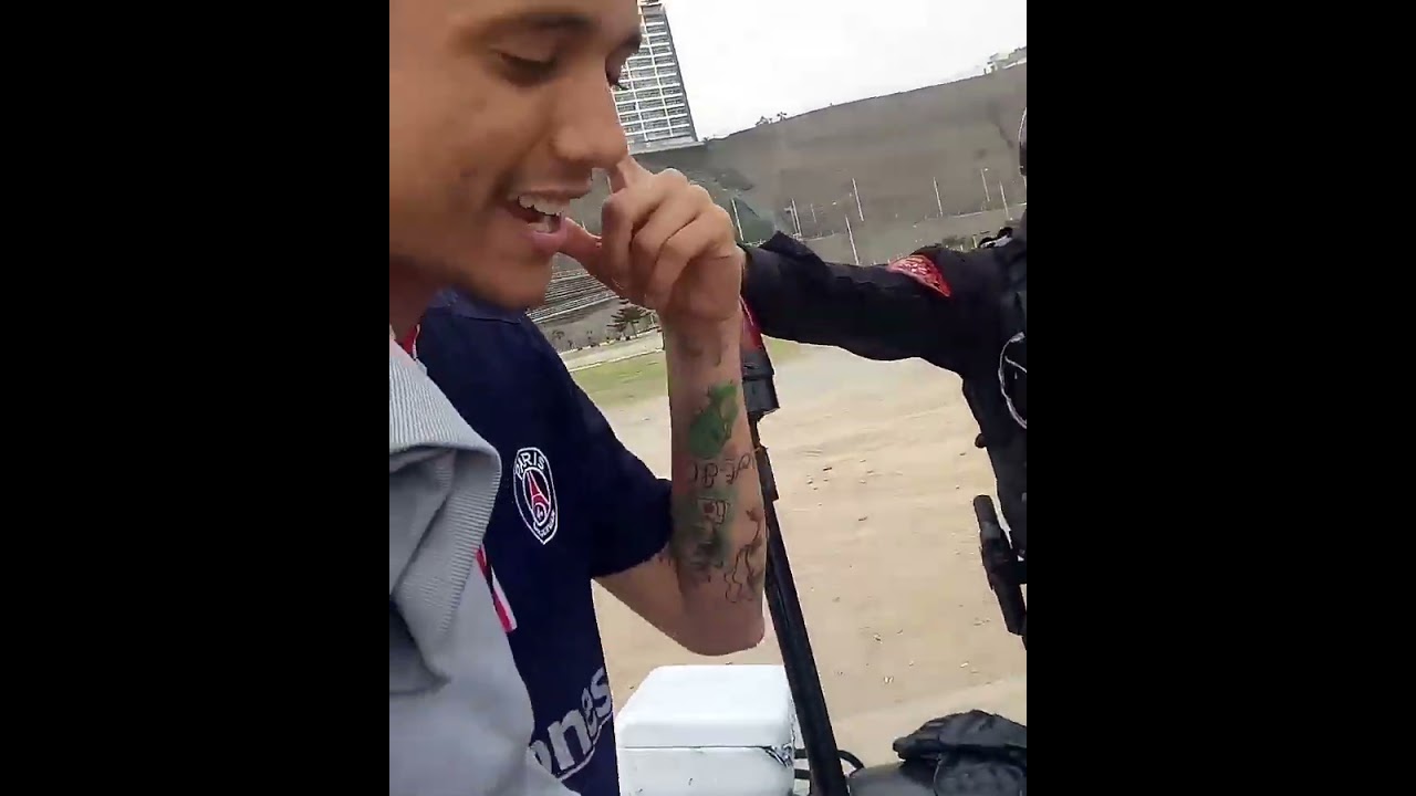En Vivo haciendo freestyle antipolice junto a dapleya, tattooghetto, @ajcovnikill