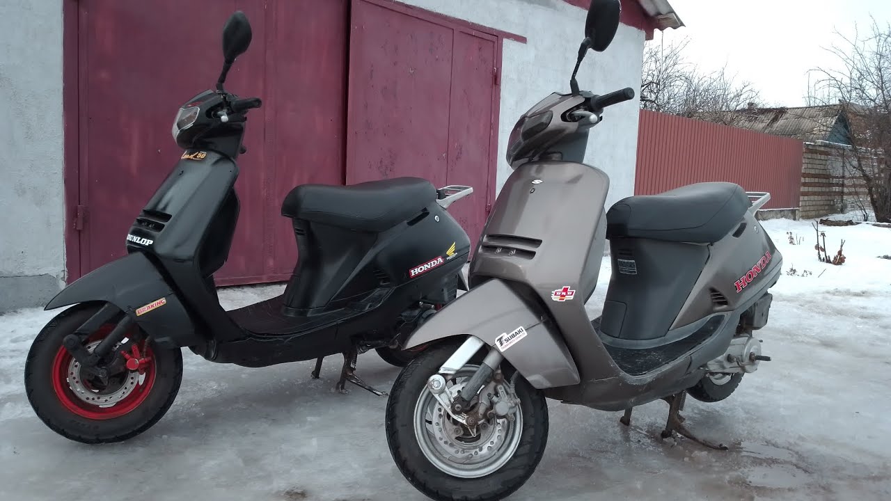 Различие скутера HONDA Lead AF20 от HONDA Lead HF05