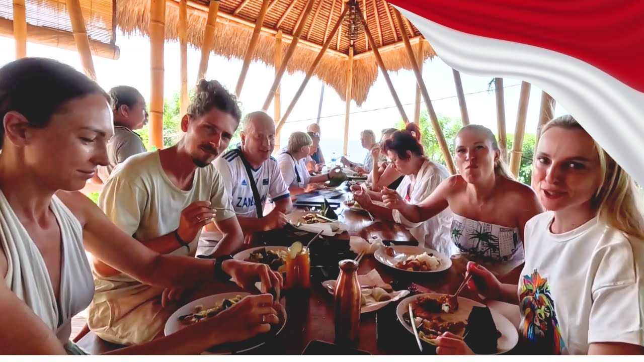 Foreigners in Indonesia Cook Indonesian Food 🇮🇩