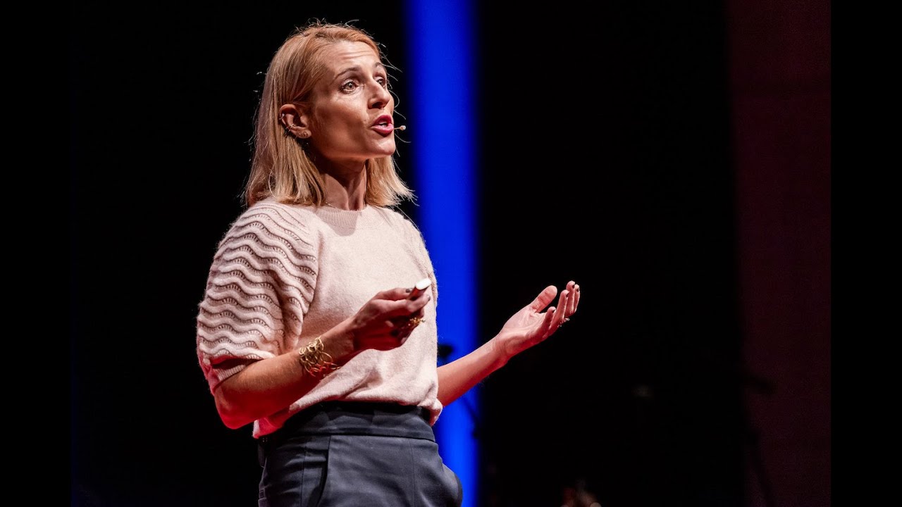 Economia das subscri&ccedil;&otilde;es: o poder das escolhas irracionais | Sandra Maximiano | TEDxLisboa