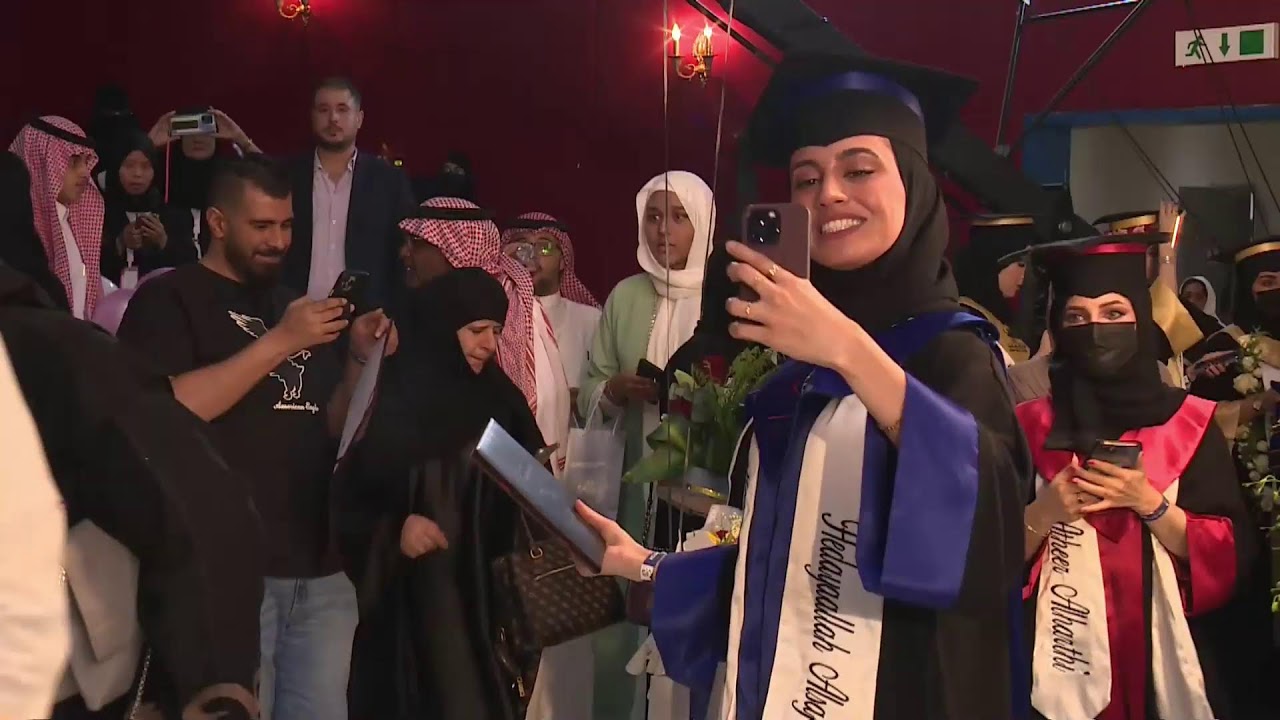 بث مباشر | حفل تخرج كلية البترجي الطبية 2023