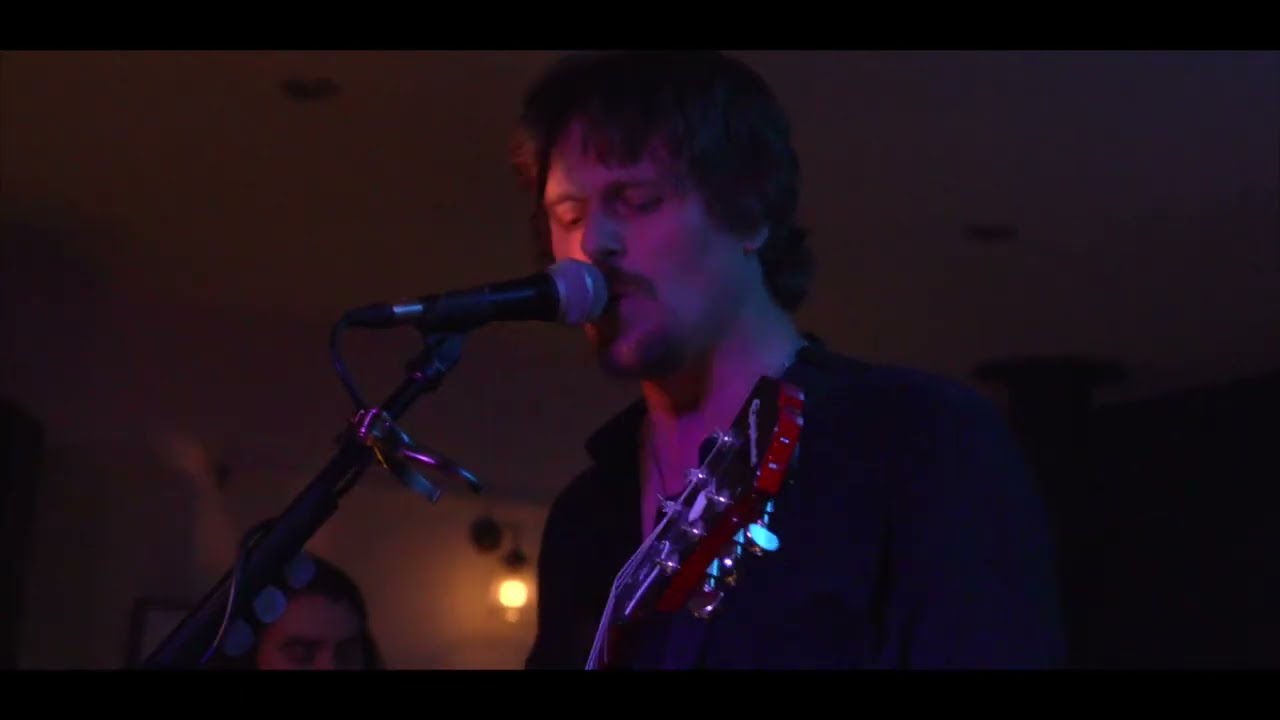 Queens & Thieves LIVE - James Morgan and The Mutineers