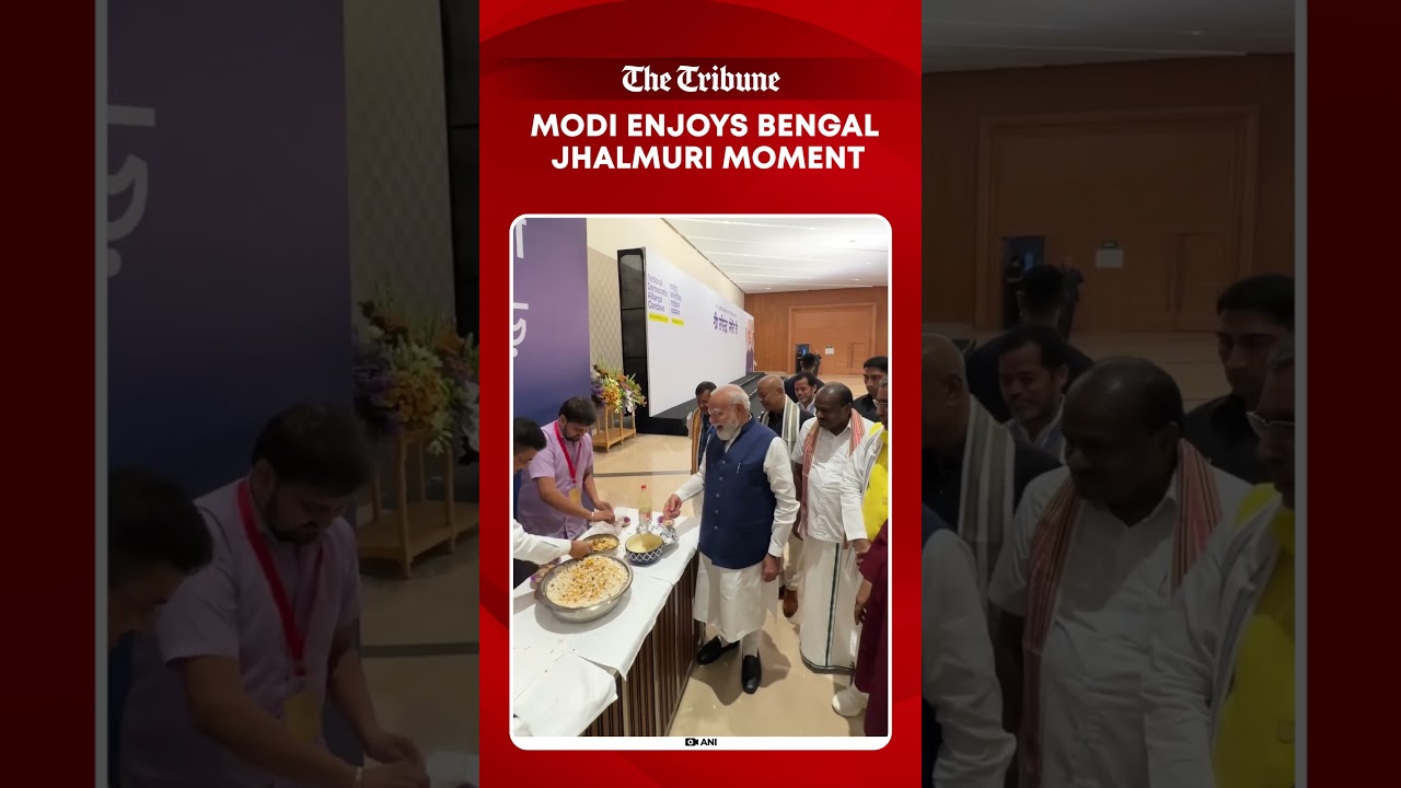 PM Modi Shares Bengal Jhalmuri With NDA Leaders At Conclave In Bharat Mandapam