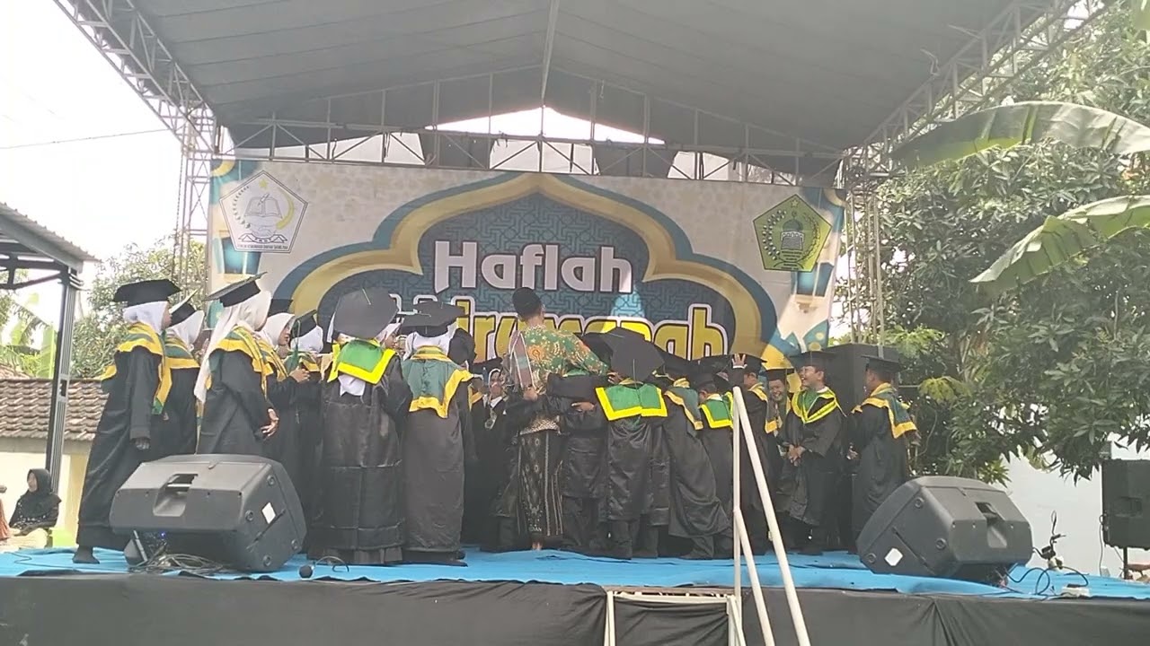 Penampilan Paduan Suara kelas 4 MDTU Islamiyah Bojongsana 2025/2026