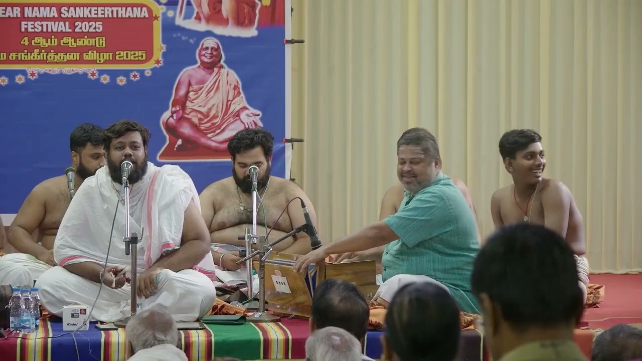 Ayyappa Song Sabarigiri Vasane by Haridhwaramangalam RAMGOPAL BHAGAVATHER @ BHAJAN MELA