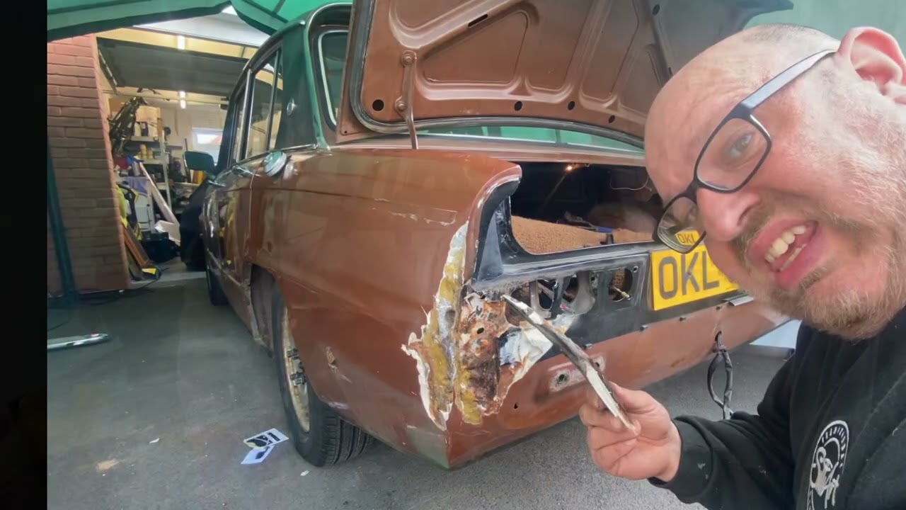 Gerry Marshall Triplex Triumph Dolomite replica build