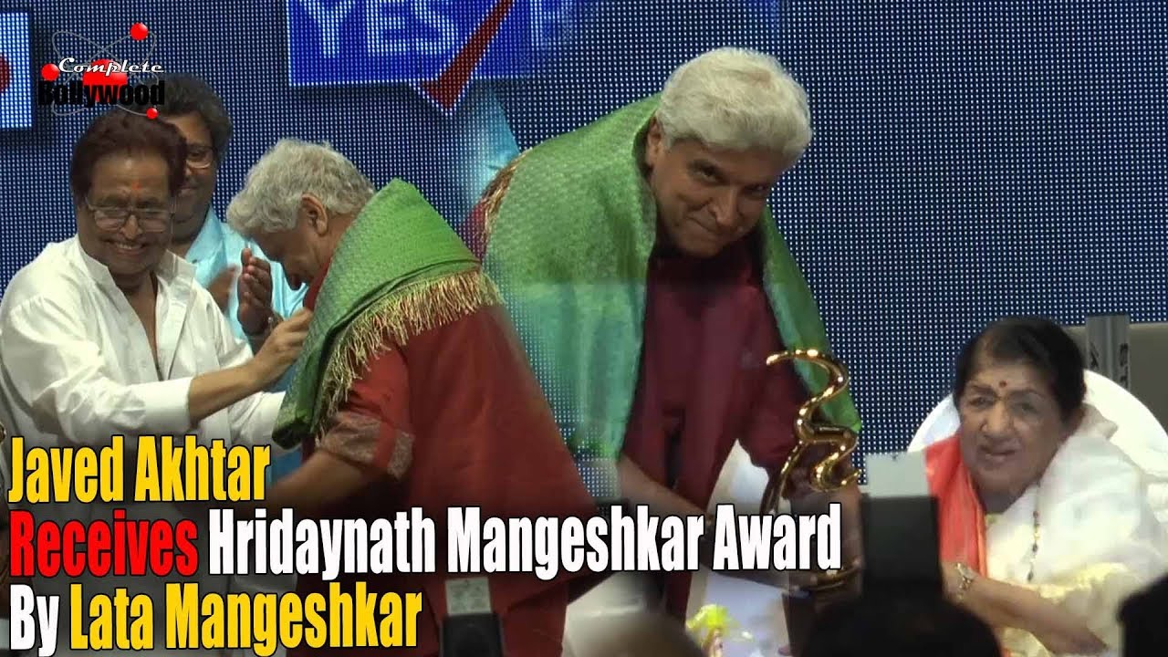 Gives Awar Javed Akhtar Receives Hridaynath Mangeshkar Award By Lata Mangeshkar