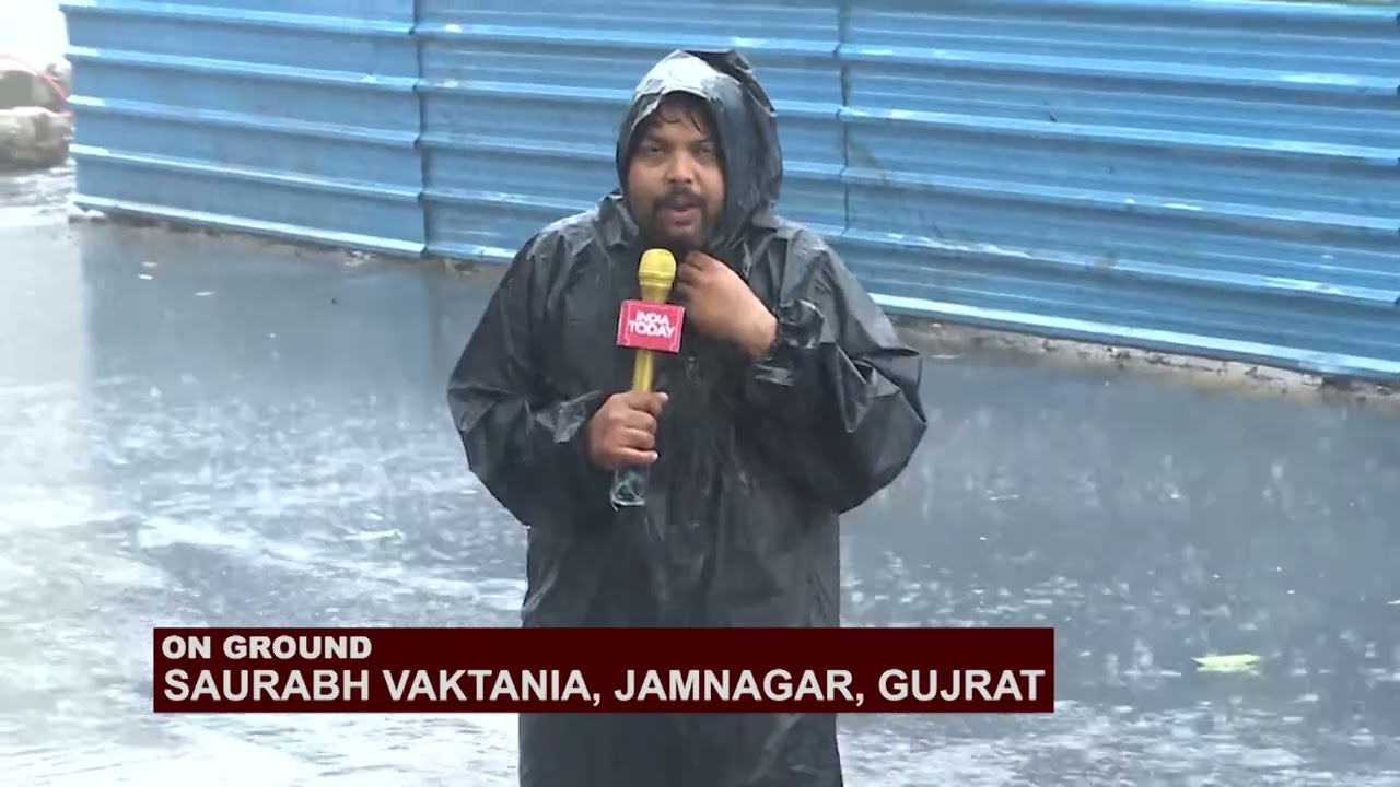 Grounds Report From Gujarat's Jamnagar Where Heavy Rains Lead To Waterlogging & More | Promo