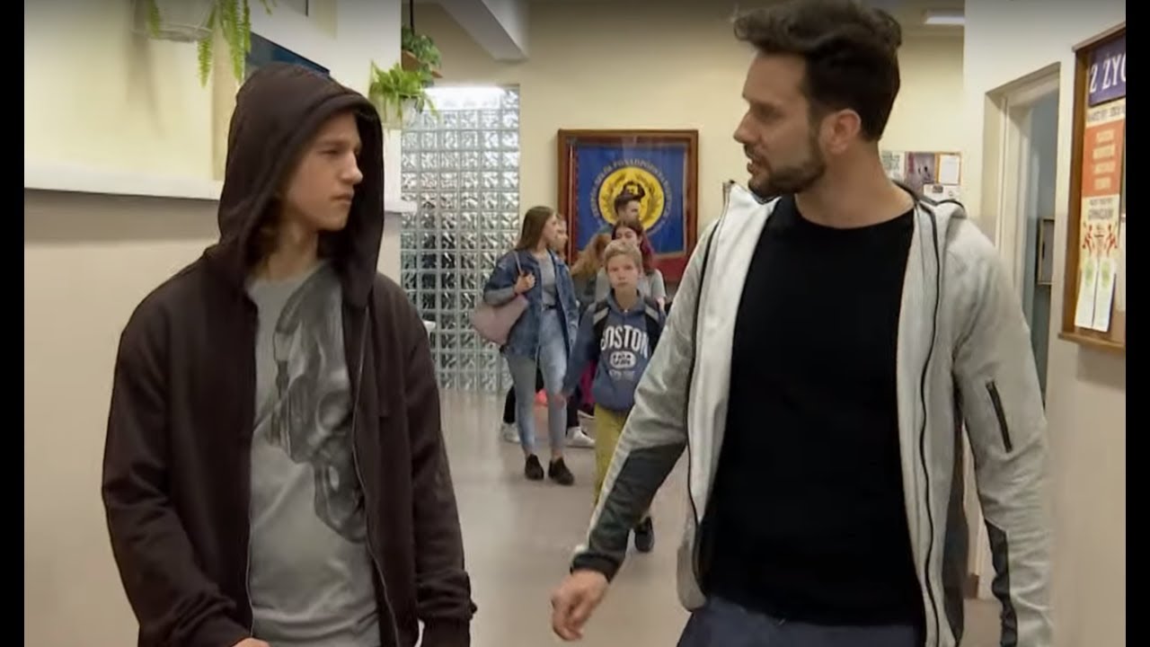 Uczeń miał problemy z agresją. Dudziak miał pomysł jak mu pom&oacute;c [Szkoła odc. 736]