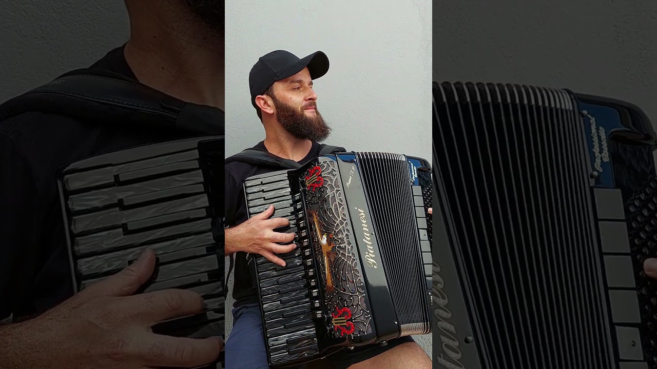 Vaneira grupo Os Monarcas no acordeon Piatanesi Super IV S - Marco da Tradi&ccedil;&atilde;o