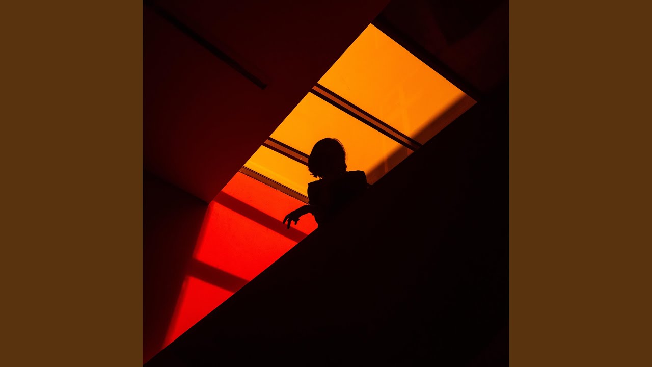 Distant (feat. WATERMANE)