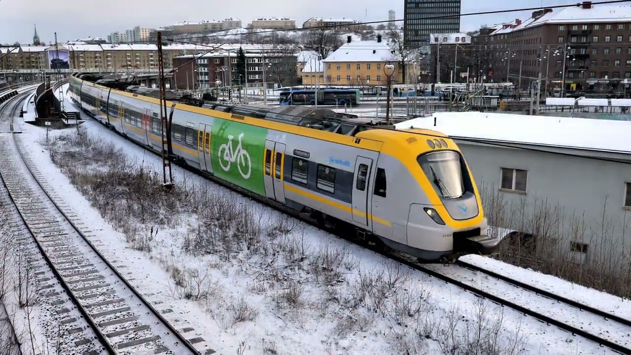 Tåg och Snö runt Skansen Lejonet i Göteborg - Dec 2023 - 4k60
