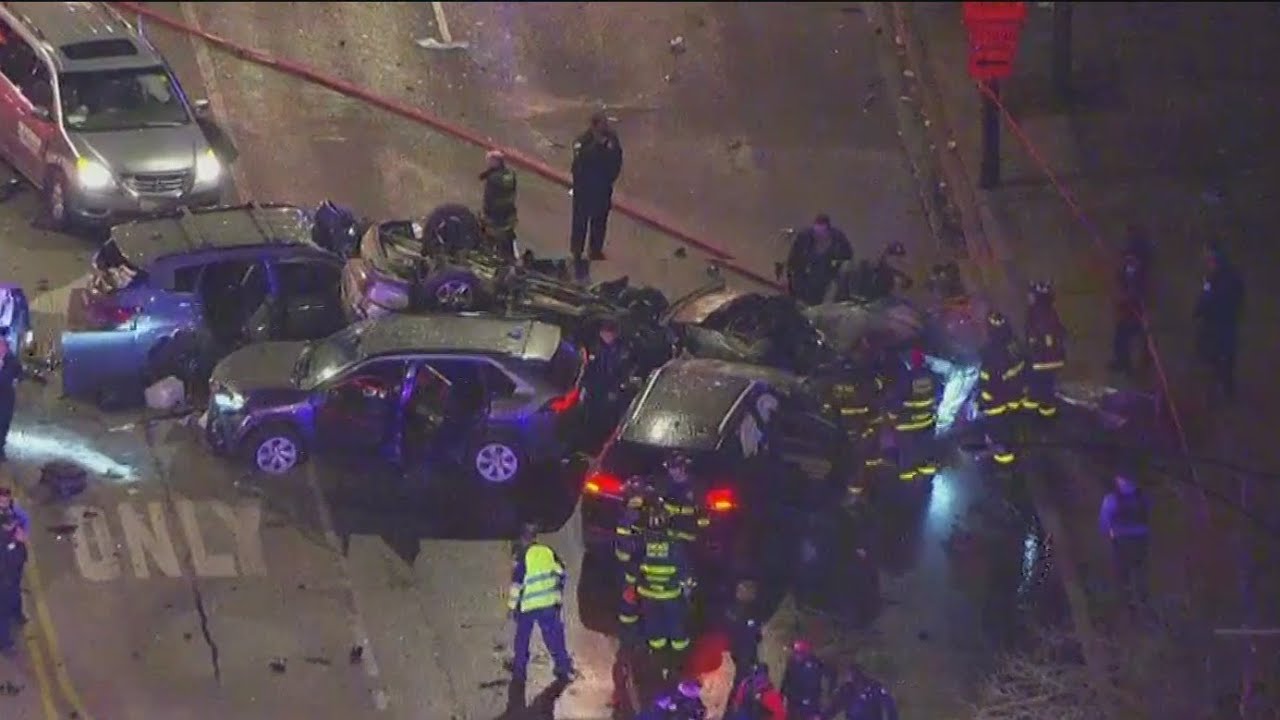 Multi-car crash on Chicago's South Side
