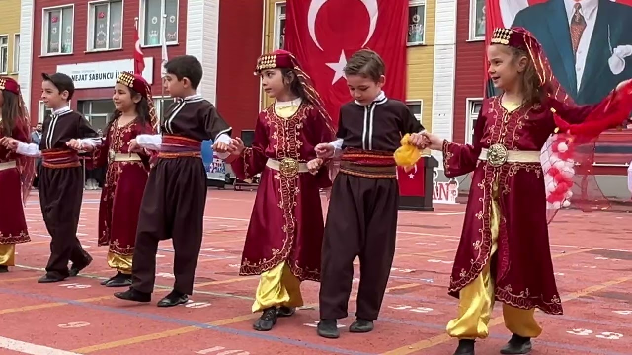 Delilo 23 Nisan Gösterisi 1/C Sınıfı