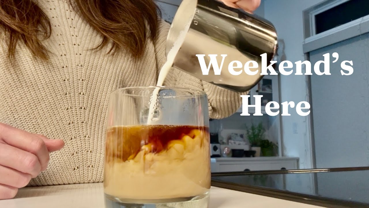 Cozy, Chilly & Active Weekend | Christmas Market, French Press Brewing, Focus Time & Mountain Town