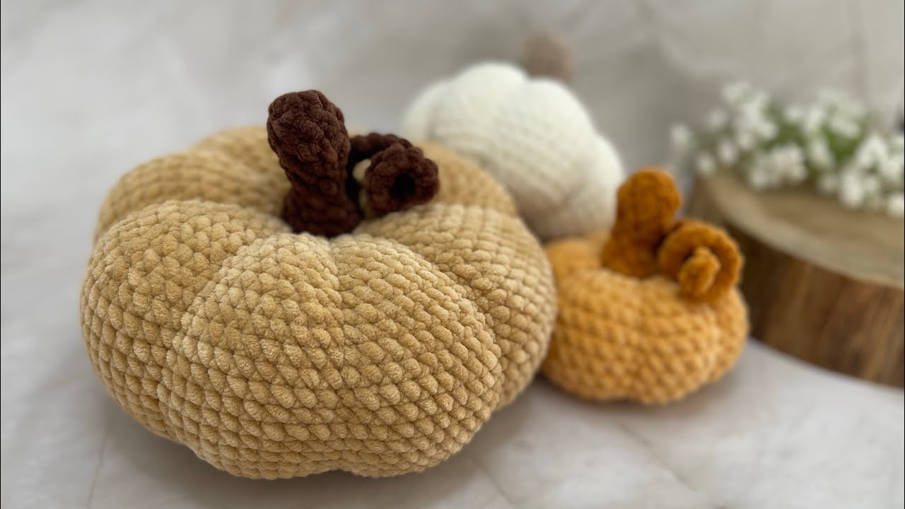 Háčkovaná dýně KROK za KROKEM / halloweenská dekorace