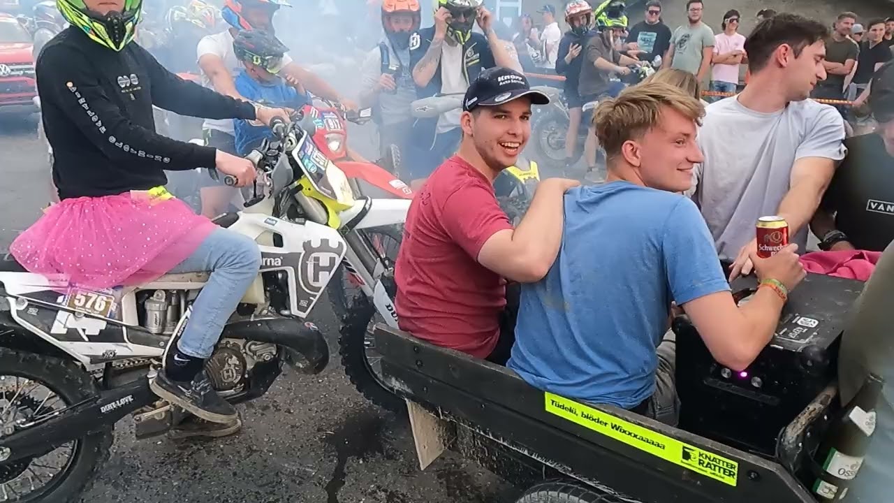 Erzberg Rodeo 2023 / Raid on Eisenerz (motos in the city) - Vídeo 5