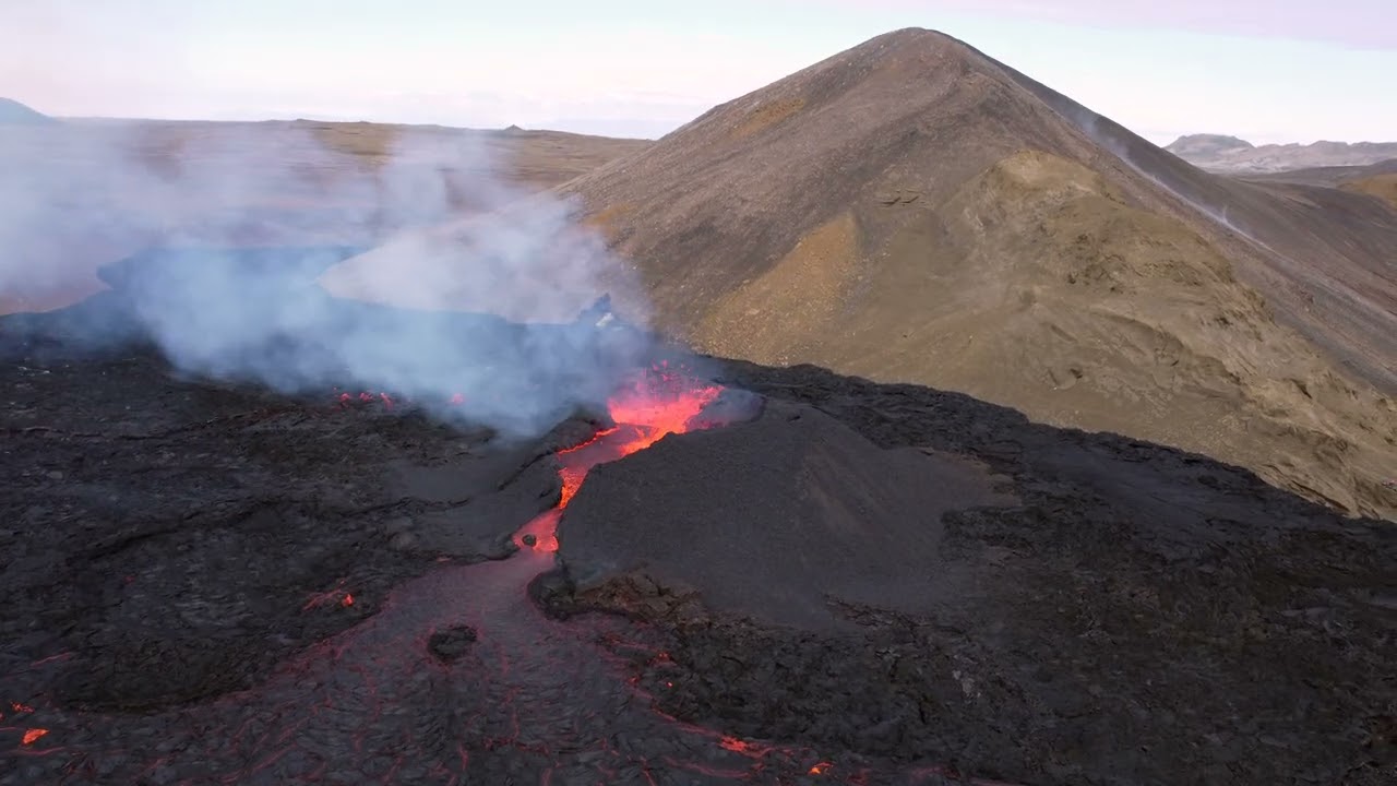 Iceland 2022 Volcano Hike - How to do it and what it's like.