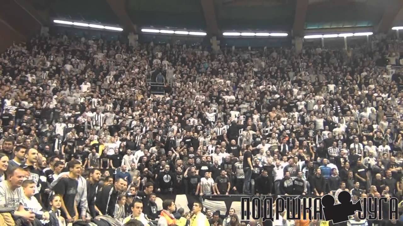 Partizan - CSKA 19.12.2013. GROBARI NAVIJANJE