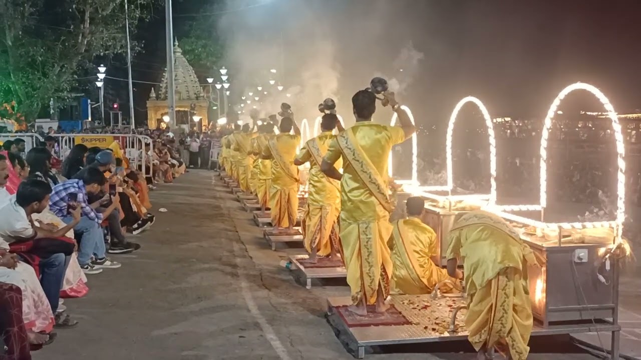 বাবুঘা‌টে গঙ্গা আর‌তি