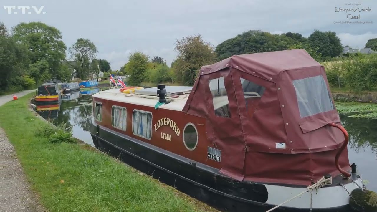 4K Walk along Leeds Liverpool Canal Wigan to Whittle-le-Woods Passing Haigh, Adlington & Chorley