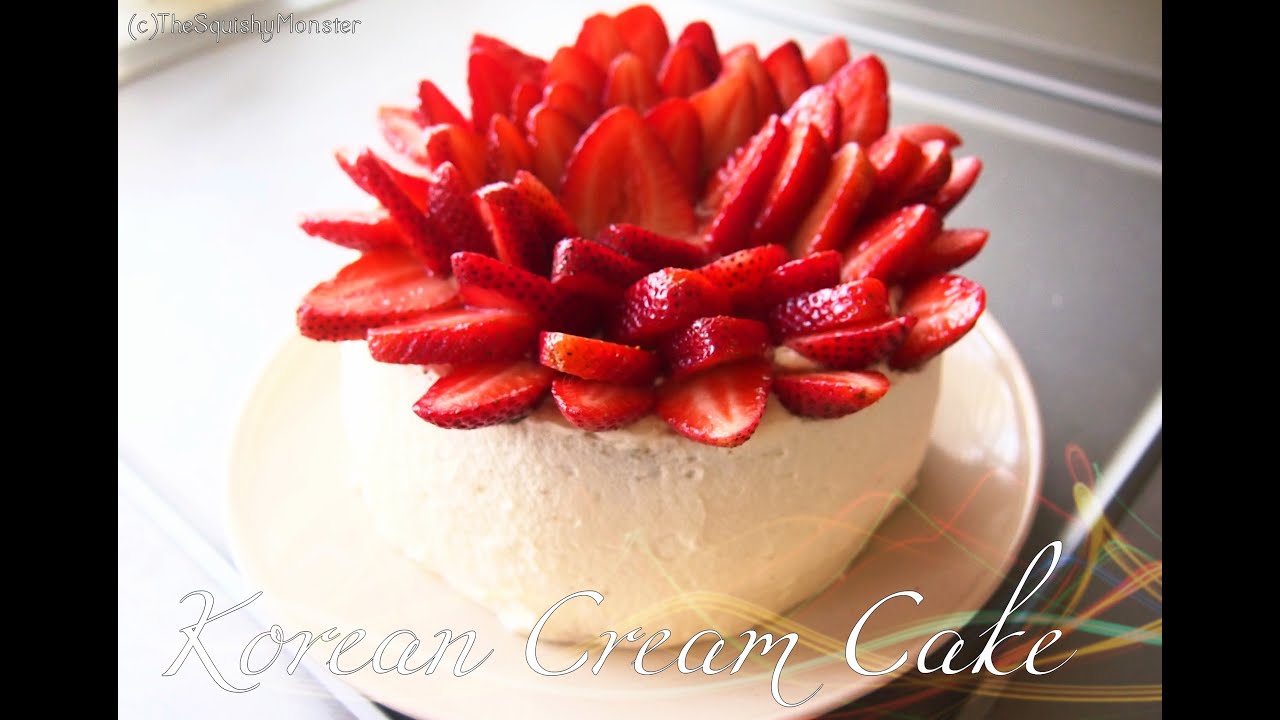 How to Make a Korean Sponge Cake - Asian Bakery Style Recipe - 생크림 케이크