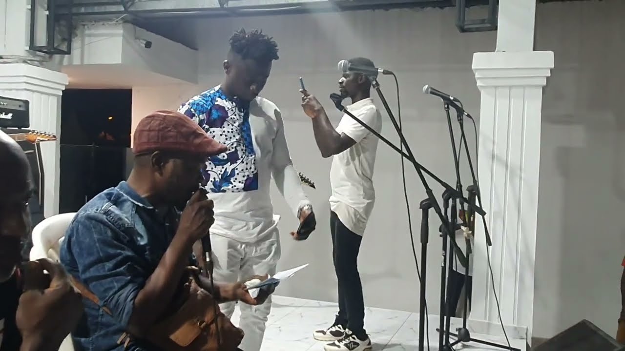 Seka Marius Aux Awards De La Culture Akyé - ChiKouènin