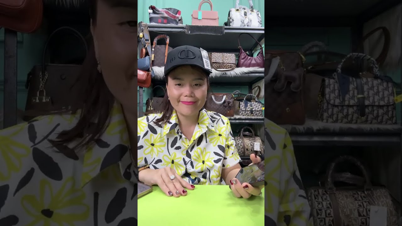 Spill Tas Import Mewah Harga Rakyat! Cek Yuk LoLy Bag sedang live sekarang!