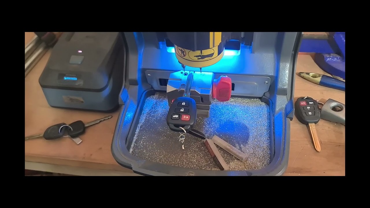 CONDOR XC MINI PLUS 2 TOYOTA KEY CUTTING BY CODE