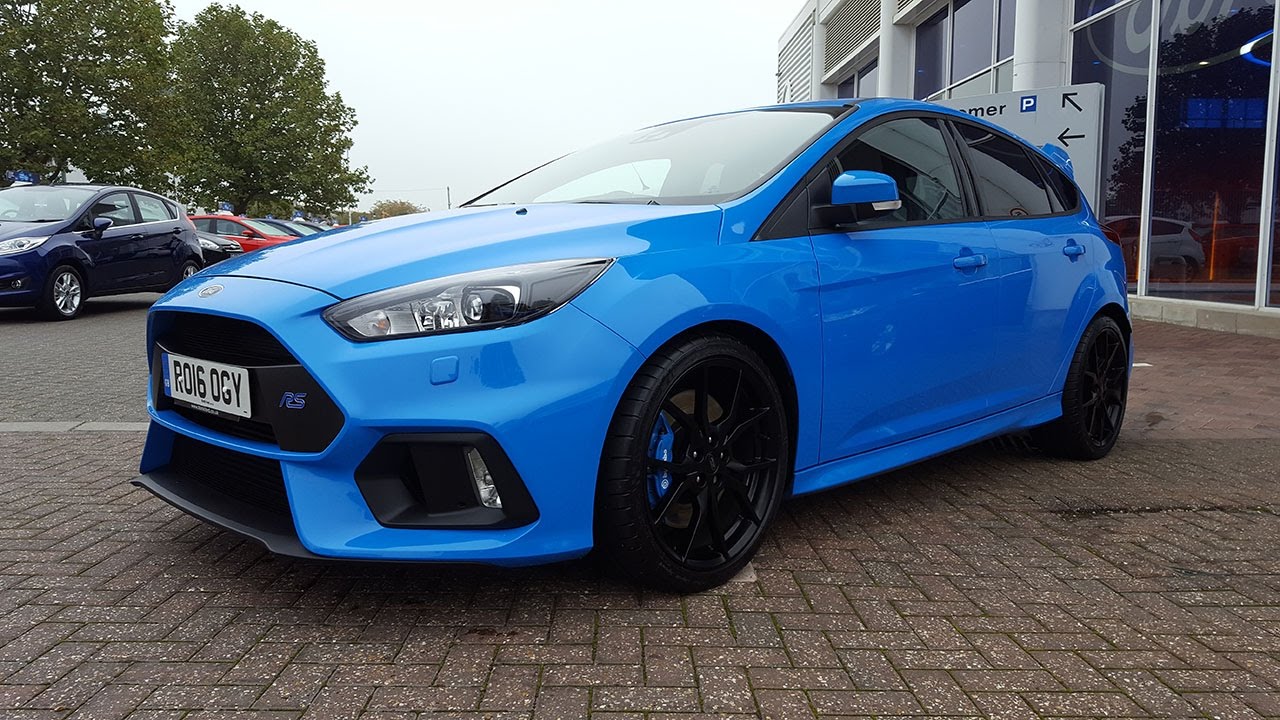 2016 Ford Focus RS: In-depth Exterior and Interior Tour plus Cold start and Revs!