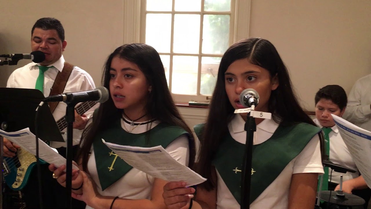 Danos Señor de Esos panes, Letra y Musica Carlos Rosas