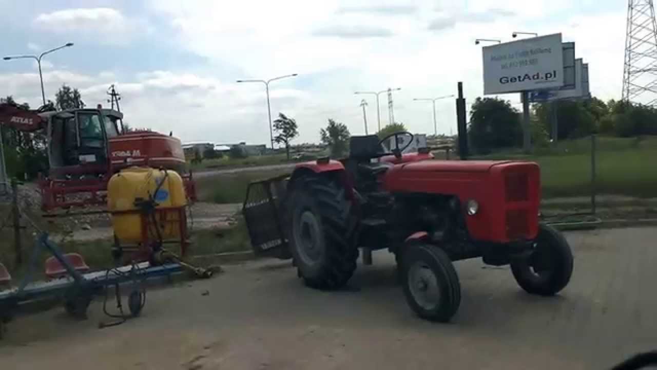 Traktor URSUS C-360. www.akant-ogrody.pl