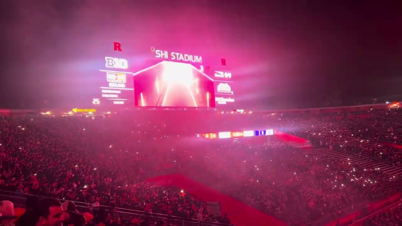 Rutgers football horse & team entrance vs Washington!! | 9/27/24