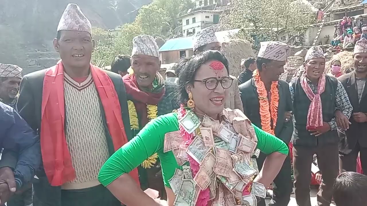 Bhaira bahadur rokaya v/s Sarita shahi dammi new deuda khel