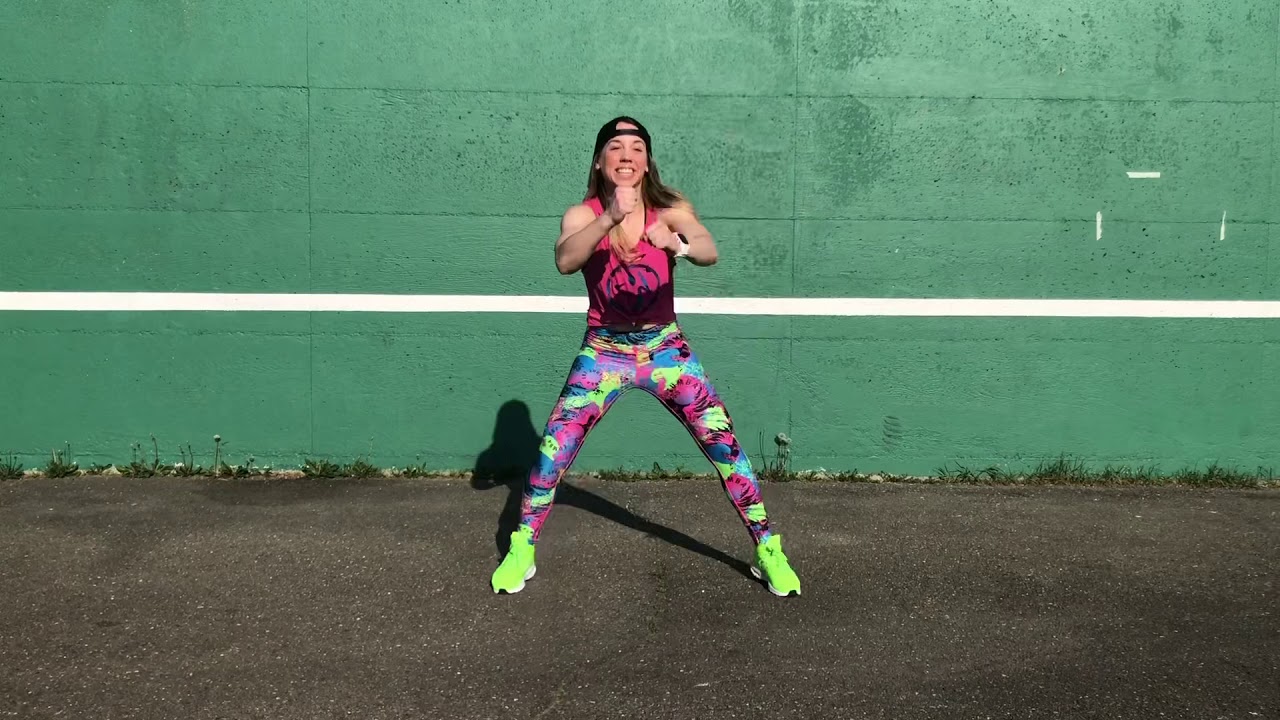 Zumba warm up - Off the rip  DJ Dani Acosta