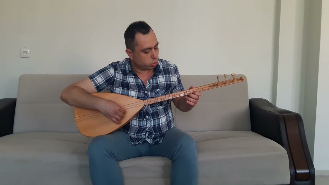 Yunus Çalışkan   Menevşe Koymuşlar Gülün Adını