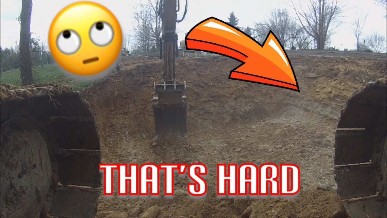 Копать сквозь 8 футов скалы с помощью трактора John Deere 120 — это весело 🙄