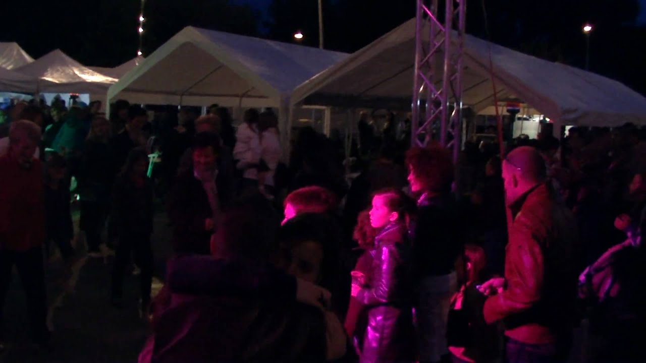 Neeroeteren Danst 2010 - Dos cervezas por favor