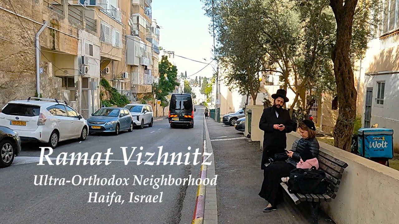 Climbing Ramat Vizhnitz - the fascinating Ultra Orthodox neighborhood in Haifa, Israel