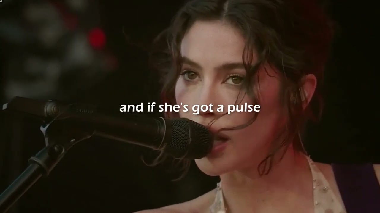 Gracie Abrams - Blowing Smoke (lyrics) | Live Performance