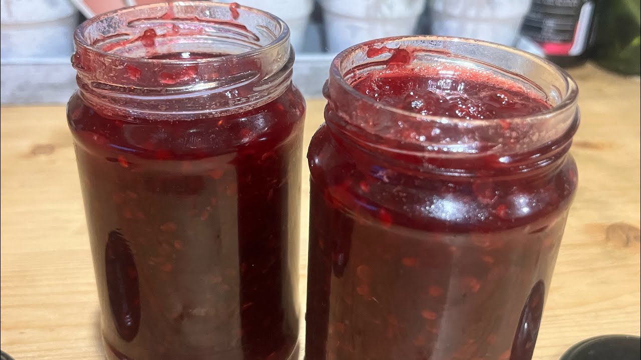 Vanlife cooking: Making roadside prickly pear jam in Italy 🇮🇹