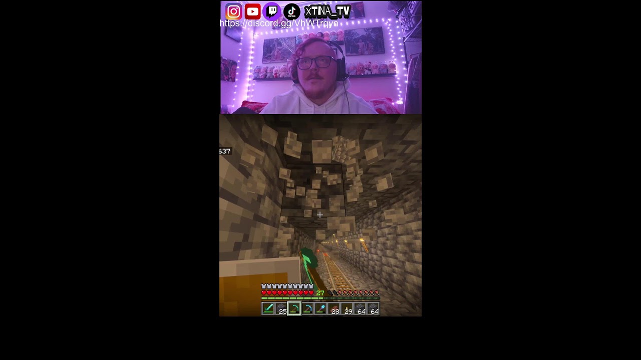Minecraft Monday Survival World Episode 24 Jungle Treehouse #minecraft #bedrock #survival