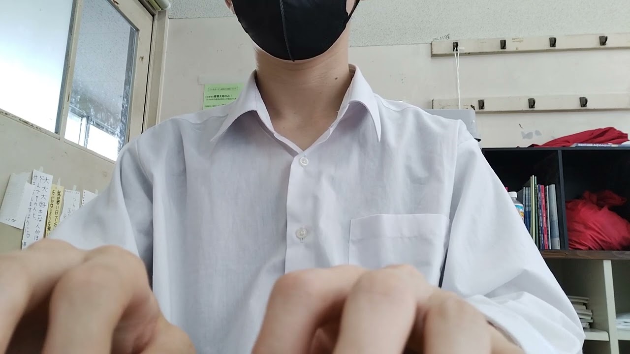 男子高校生が学校でASMR（タッピング）