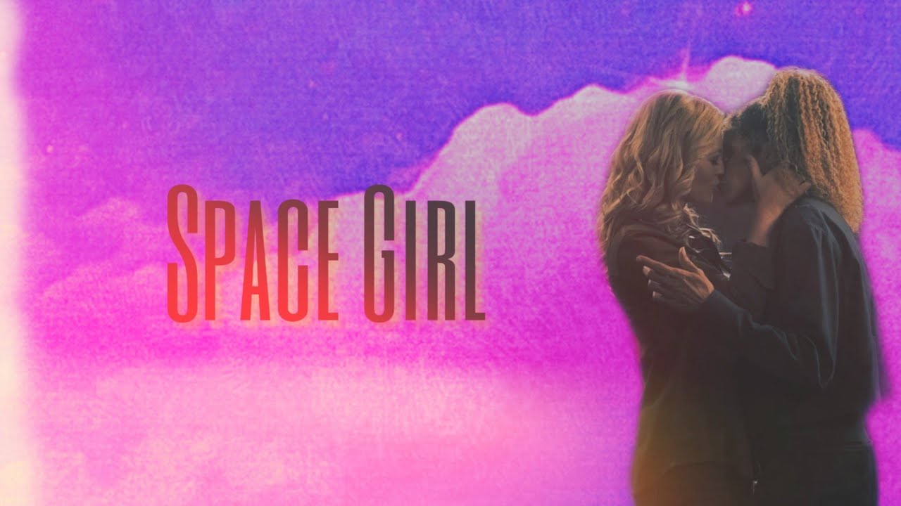{Star Trek femslash} Space Girl