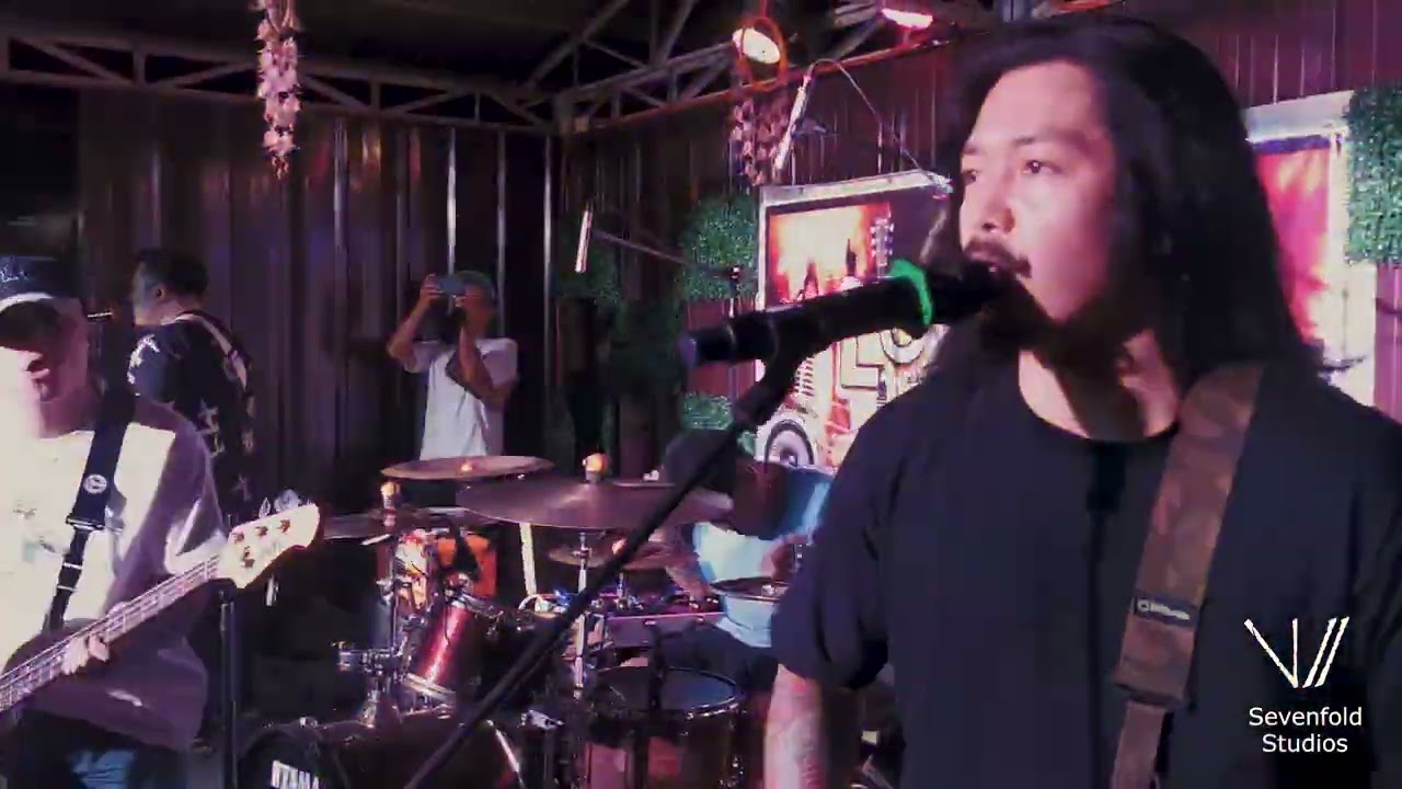 Snakefight  - Far from Over and Nothing Left to Say Live