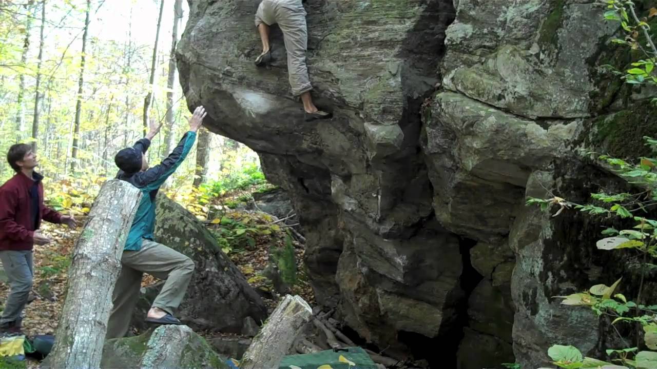 Nine Corners Bouldering Bromance v10 FA
