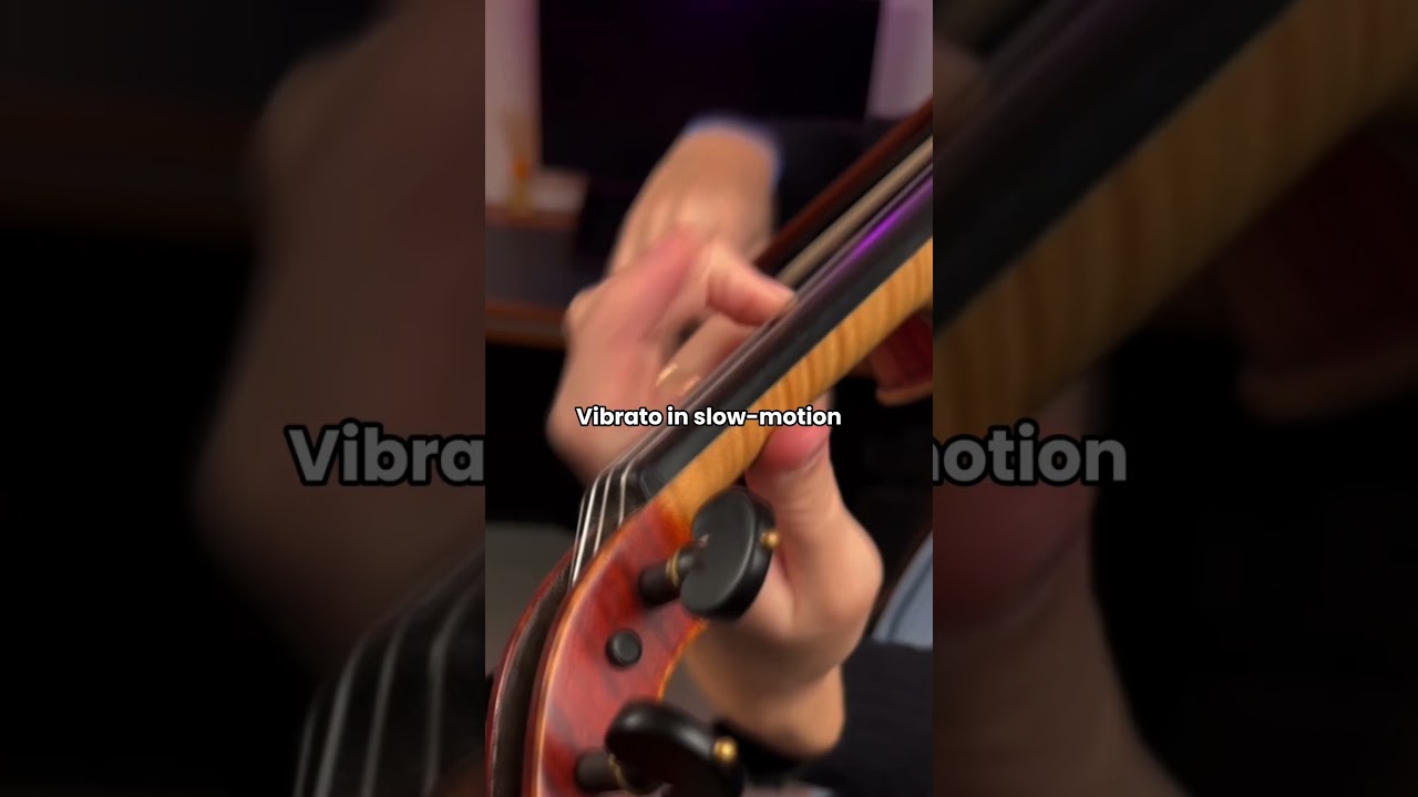Vibrato in slow-mo 🎻 #violinist #violin #violinlessons