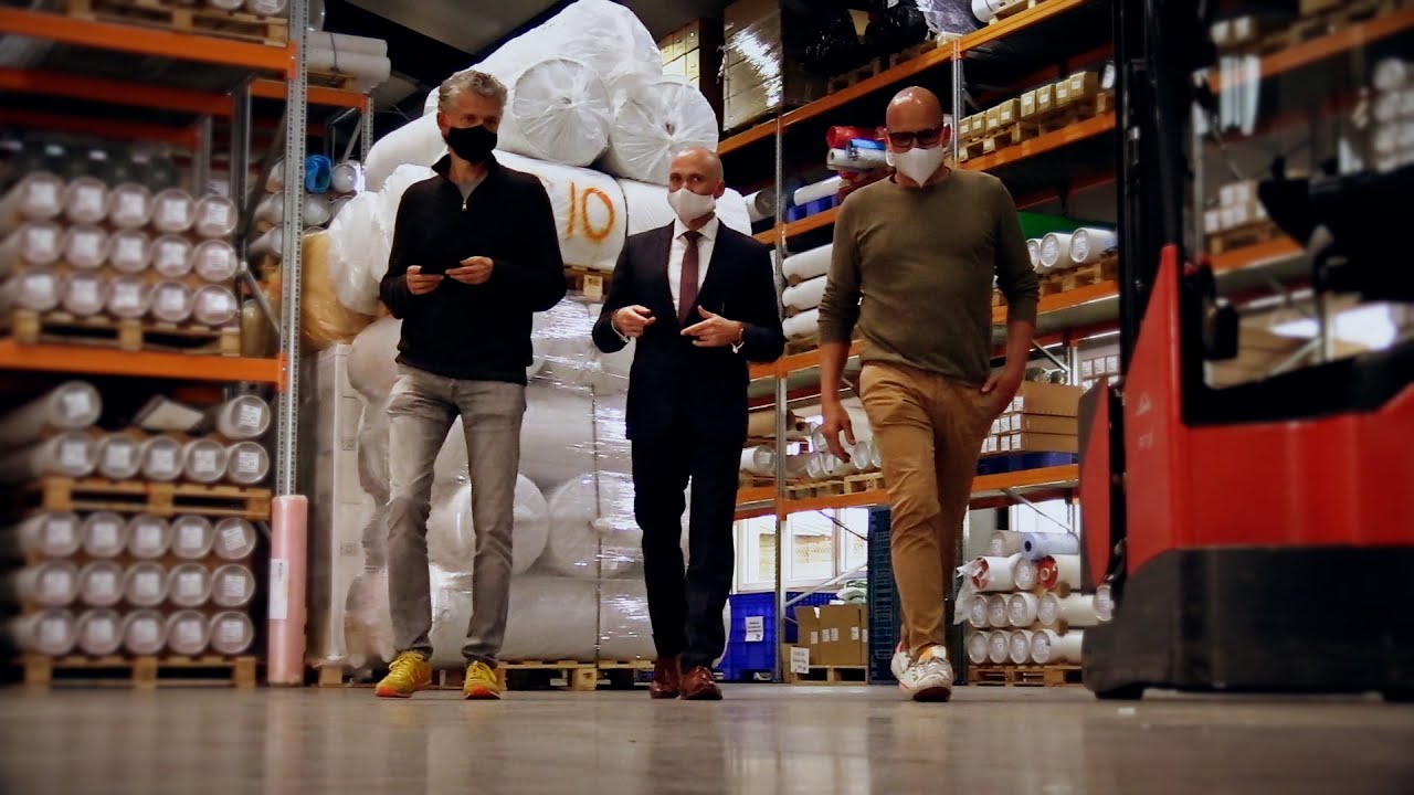 ... G&ouml;ttle Advanced Products K&ouml;nigsbrunn in der Maskenproduktion